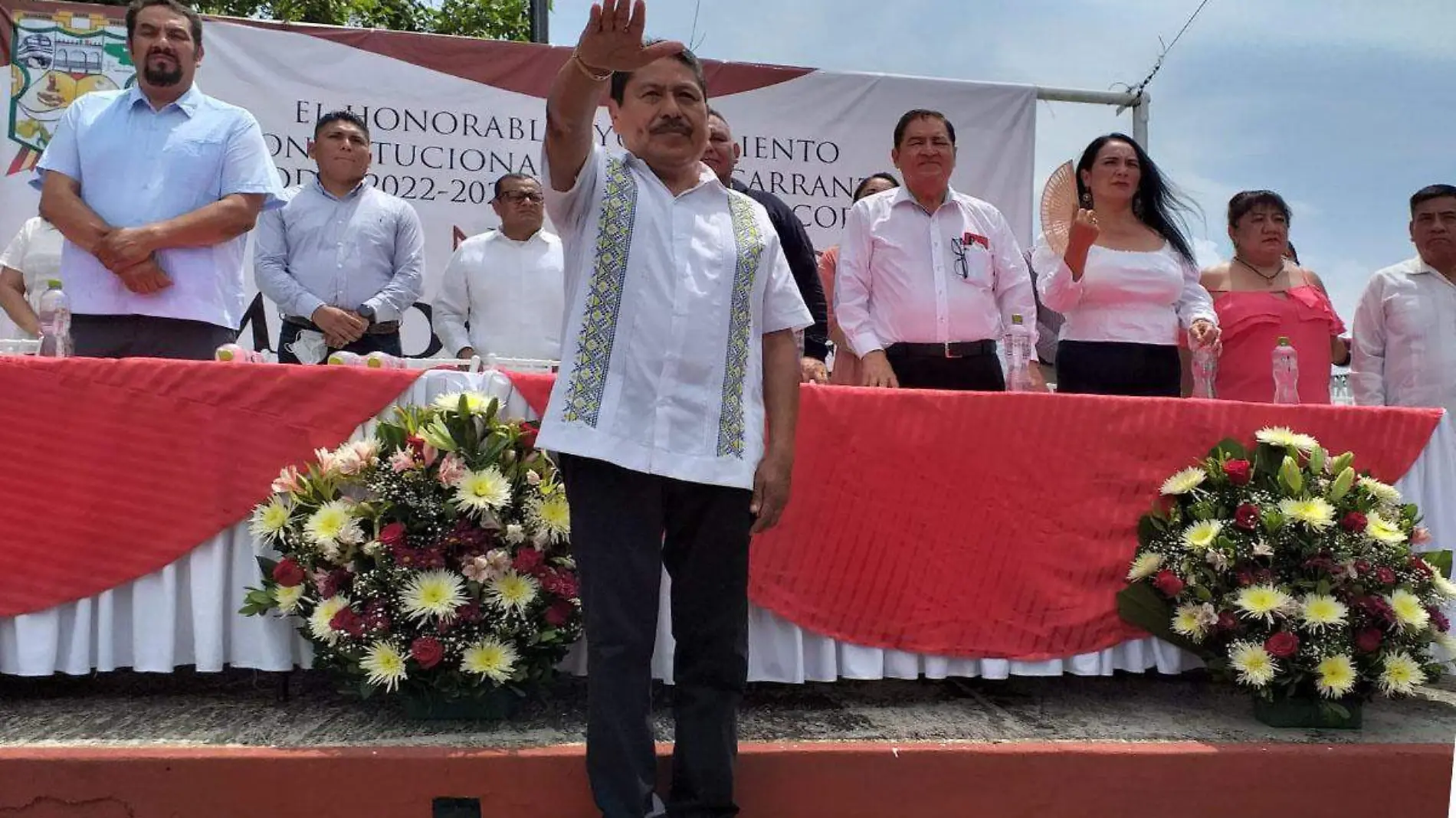 Enrique Cruz Canseco, rinde protesta como alcalde de Jesús Carranza